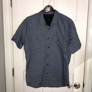 Short sleeve button up